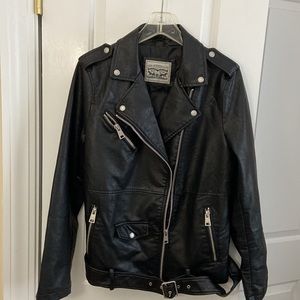 Levi’s Oversized Faux Leather Belted Moto Jacket, Size M
